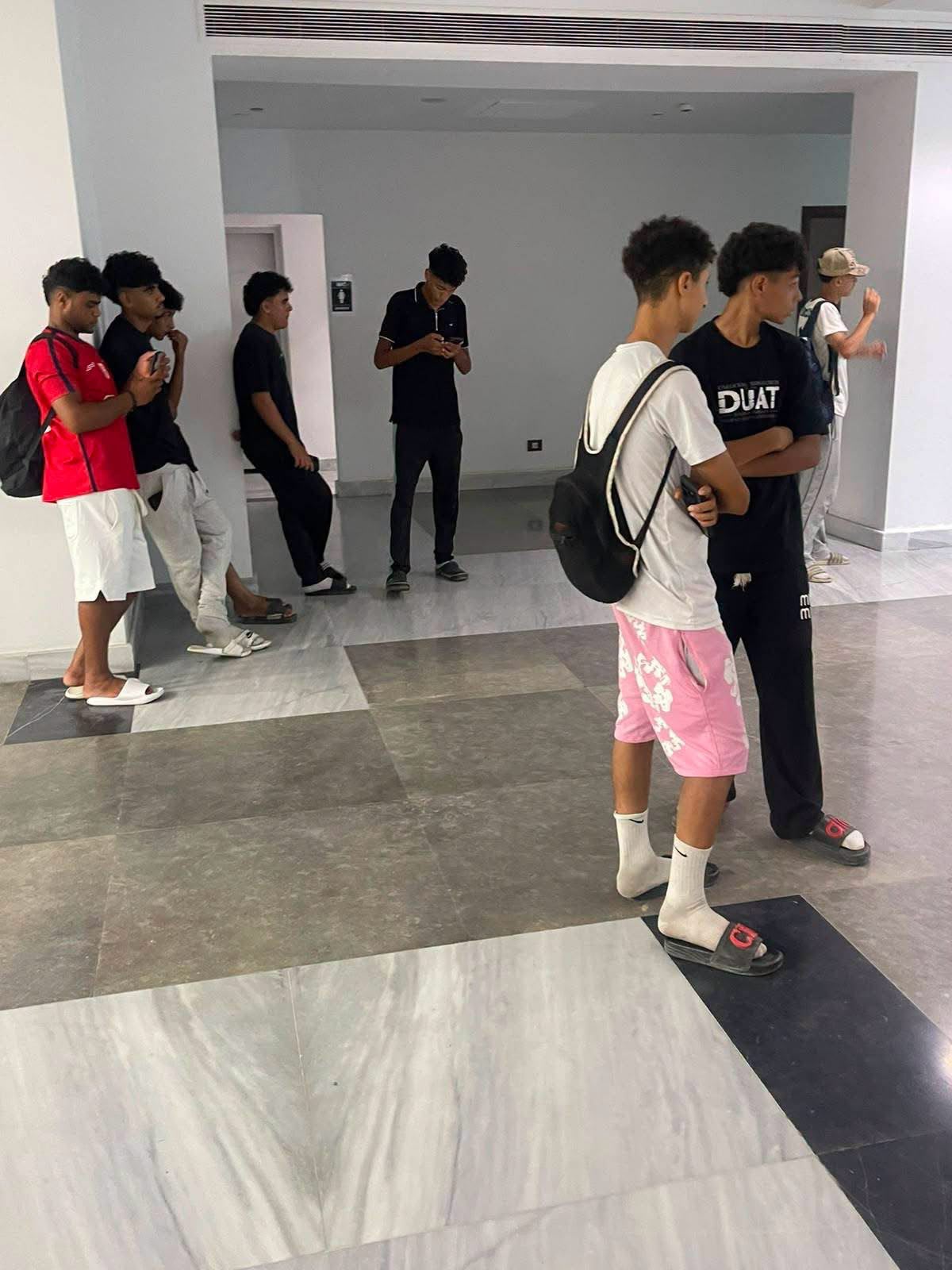 لاعبي اورانج