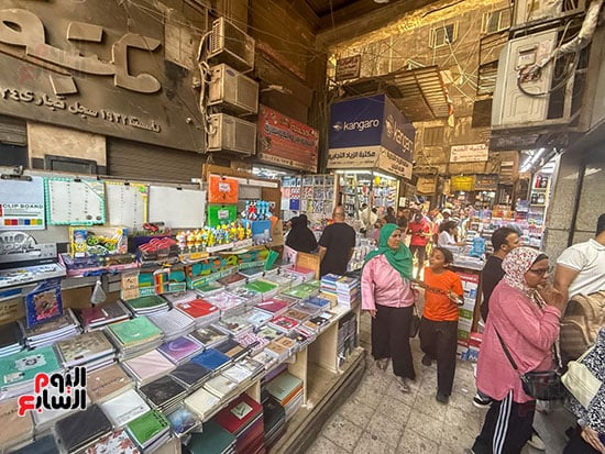 الكتب الخارجية بمكتبات الفجالة الكتب الخارجية بمكتبات الفجالة