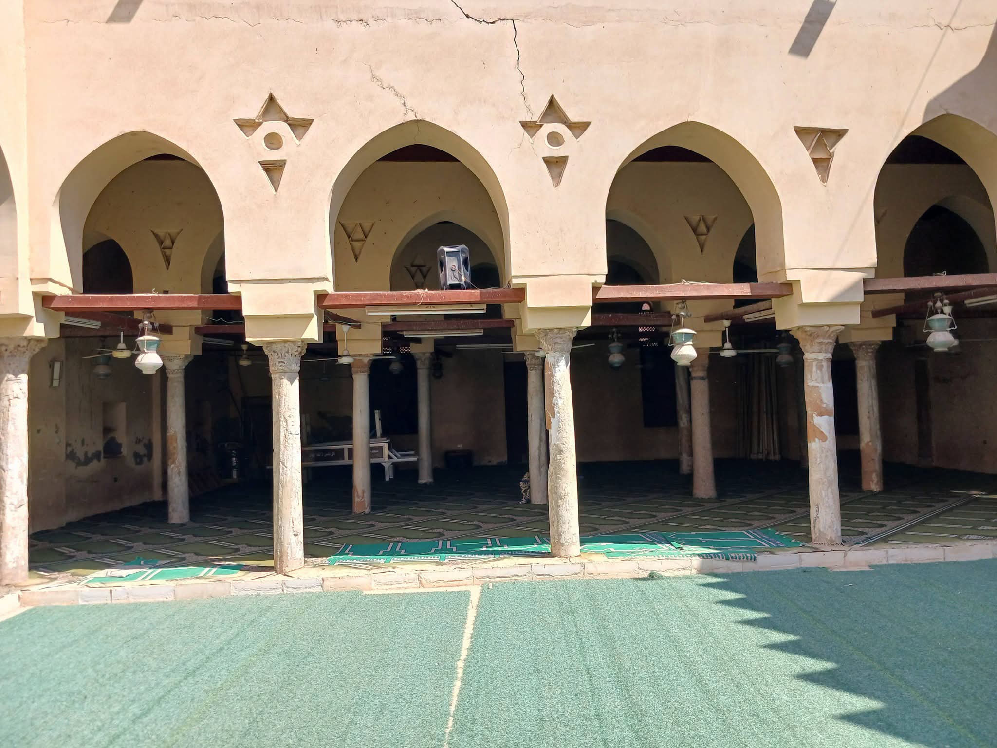 رواق المسجد رواق المسجد