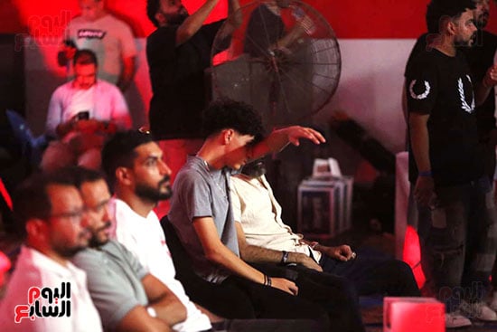 بكاء أبناء الراحل محمد صبرى (1)