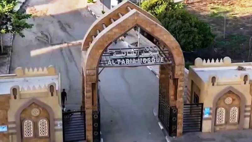 بوابة مسجد الطابية