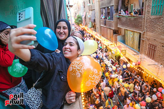 فرحة المصريين بفطار المطرية (3)