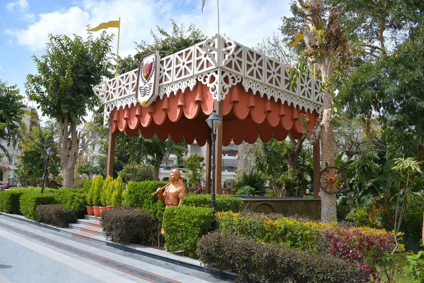 الحديقة فريال