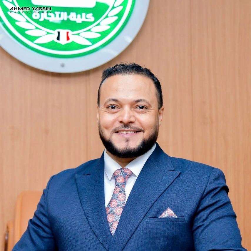 الدكتور عبد الله أبو سمرة الدكتور عبد الله أبو سمرة