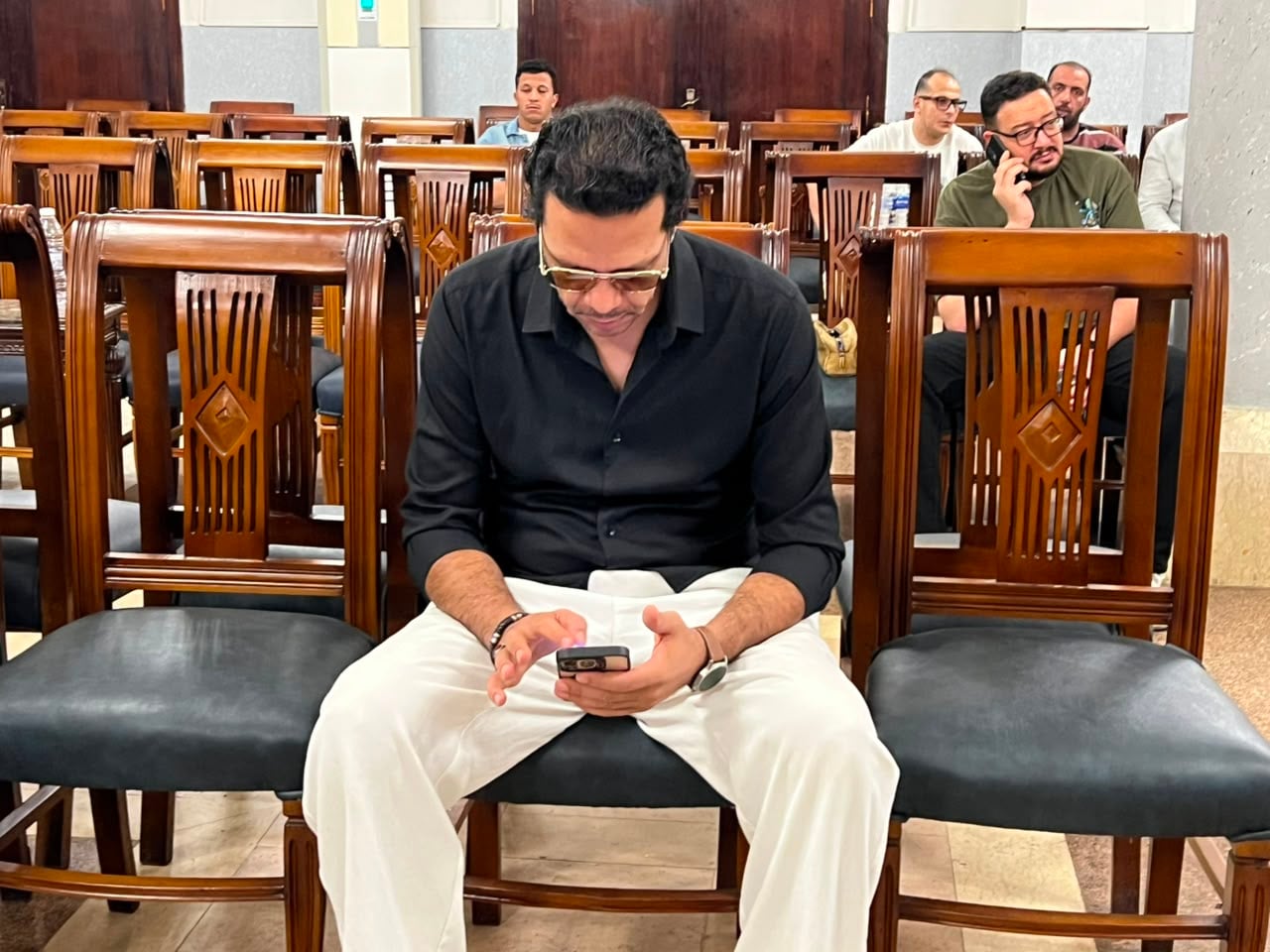 جانب من عزاء الراحل عمرو محمد علي (9)