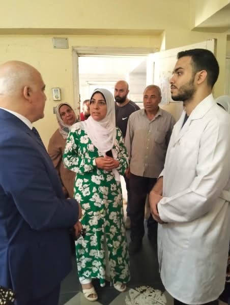 وكيل صحة الجيزة يتفقد وحدة نكلا لمتابعة انتظام العمل (1)