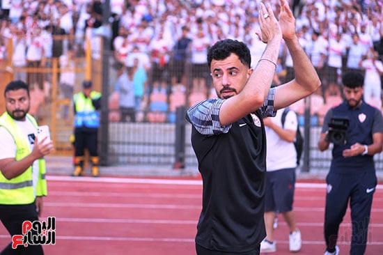 دونجا يخى الجماهير بالمدرجات دونجا يخى الجماهير بالمدرجات