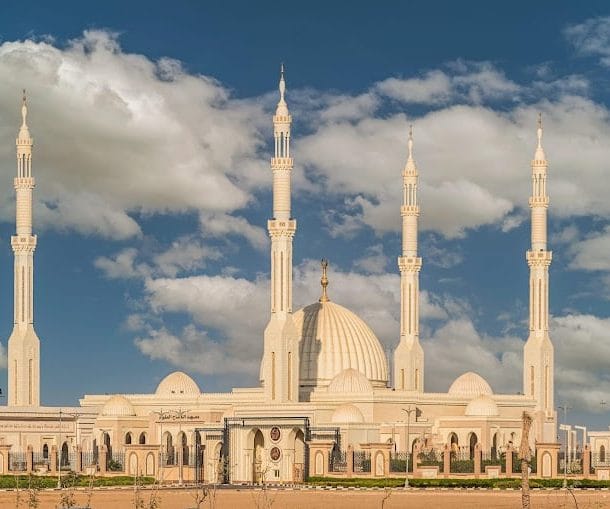 مسجد الفتاح العليم