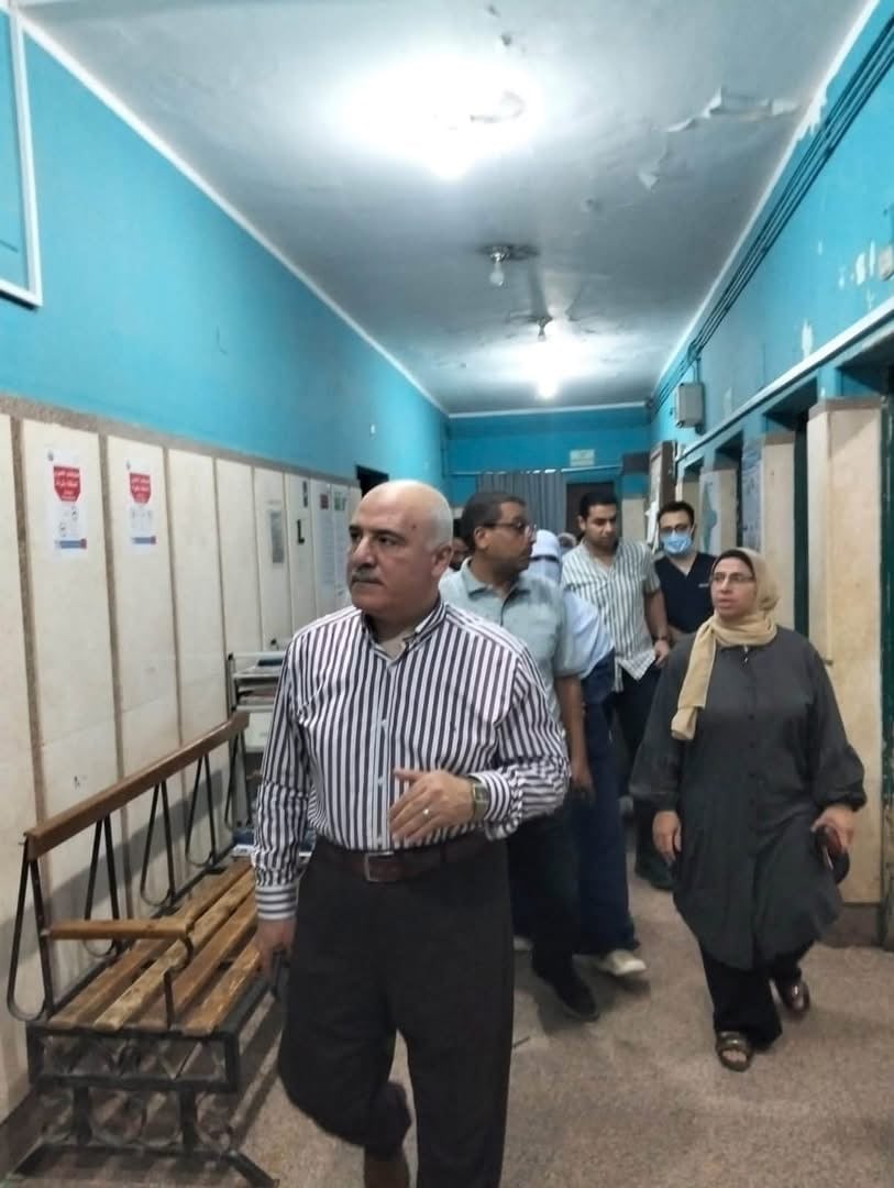 وكيل صحة الجيزة يتفقد مستشفى أوسيم وكيل صحة الجيزة يتفقد مستشفى أوسيم