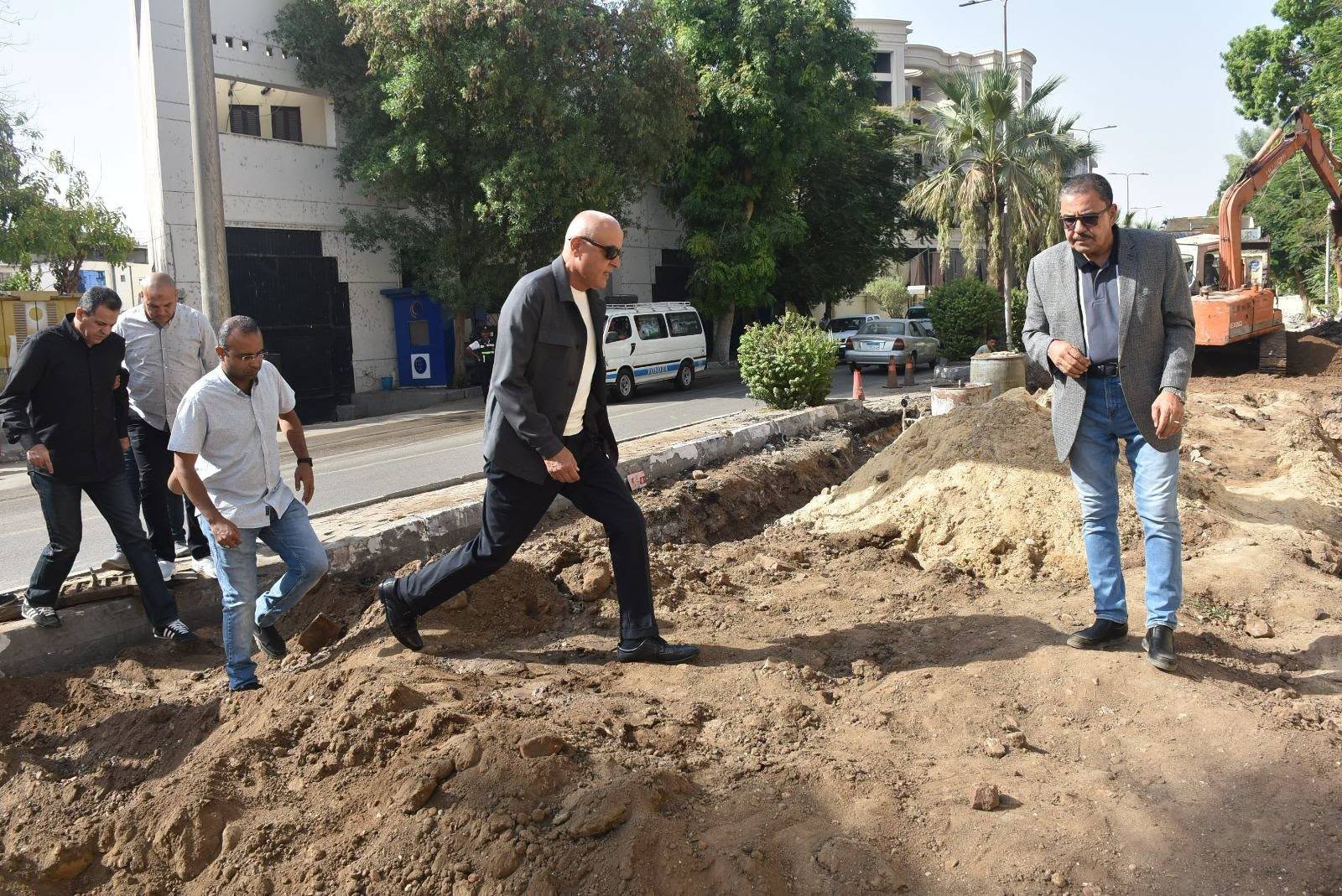 جولات على أعمال تطوير البنية التحتية بشارع خالد بن الوليد
