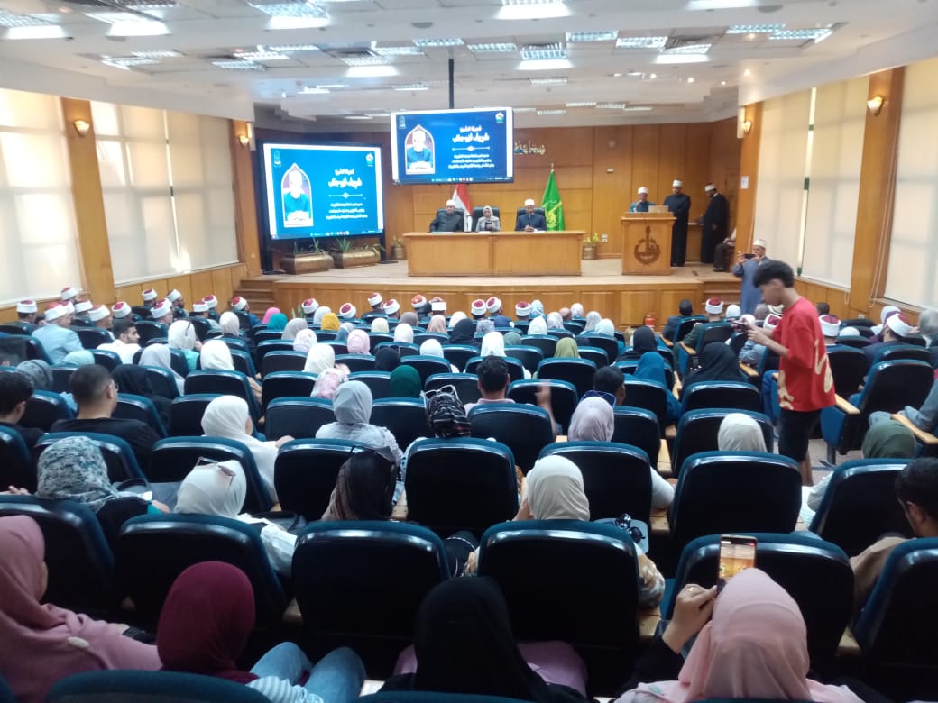 حضور كبير بالملتقي الدعوي حضور كبير بالملتقي الدعوي