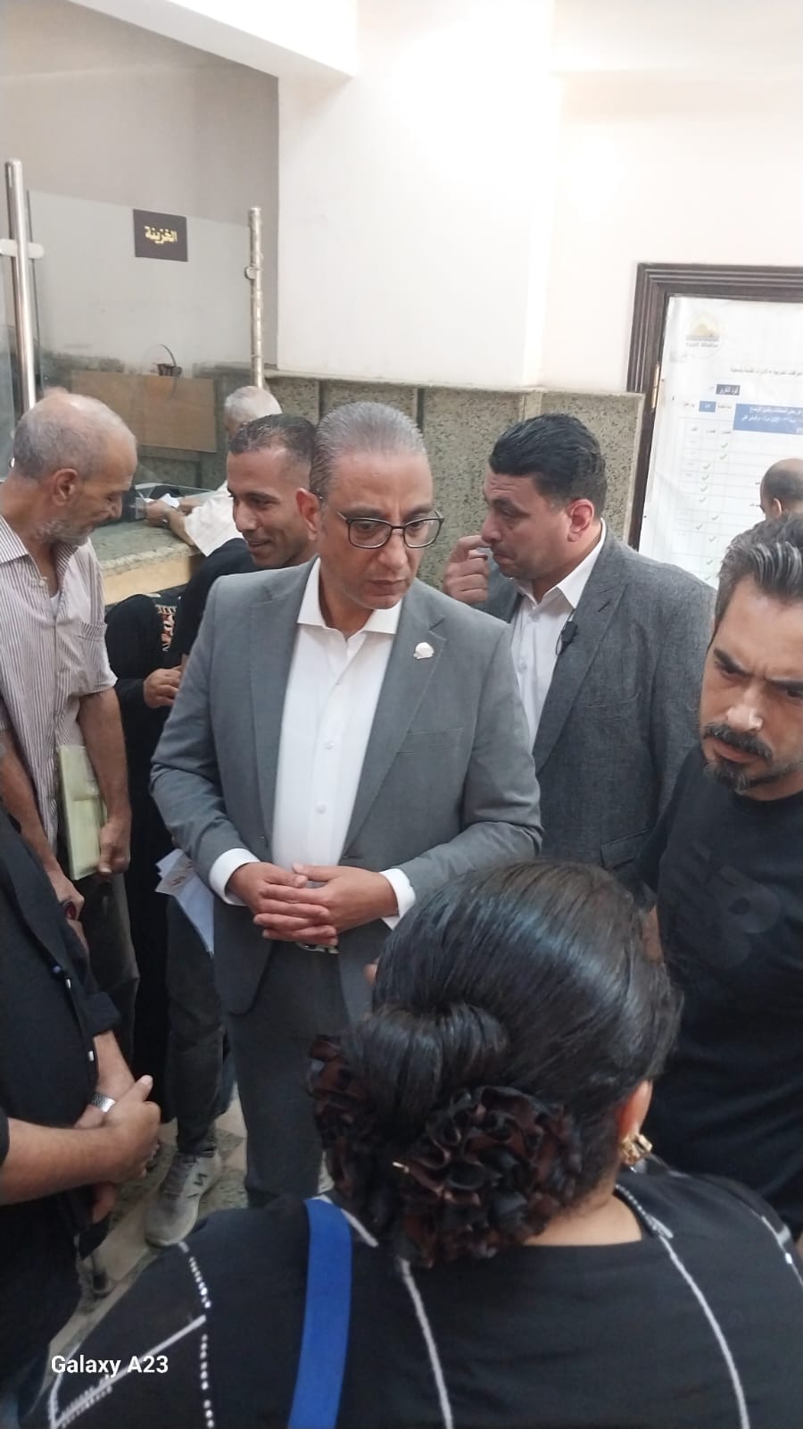جولة لمحافظ الجيزة بالمراكز التكنولوجية بالوراق
