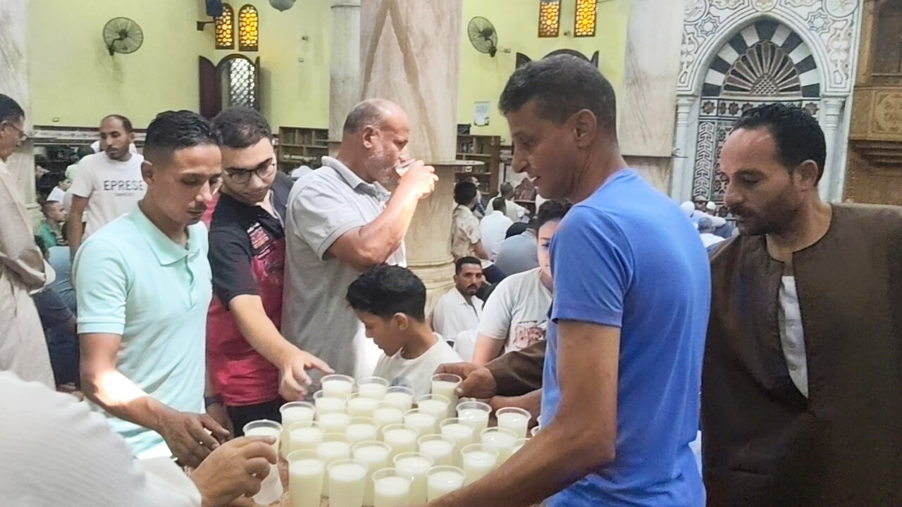 احتفال مولد النبى بمسجد سيدى عمر احتفال مولد النبى بمسجد سيدى عمر