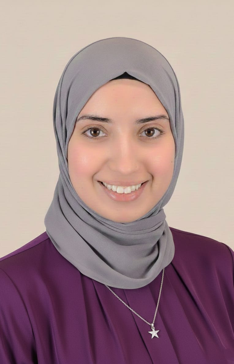 الدكتورة آية الهنداوي