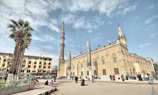 مسجد-الحسين-قبل-التطوير1