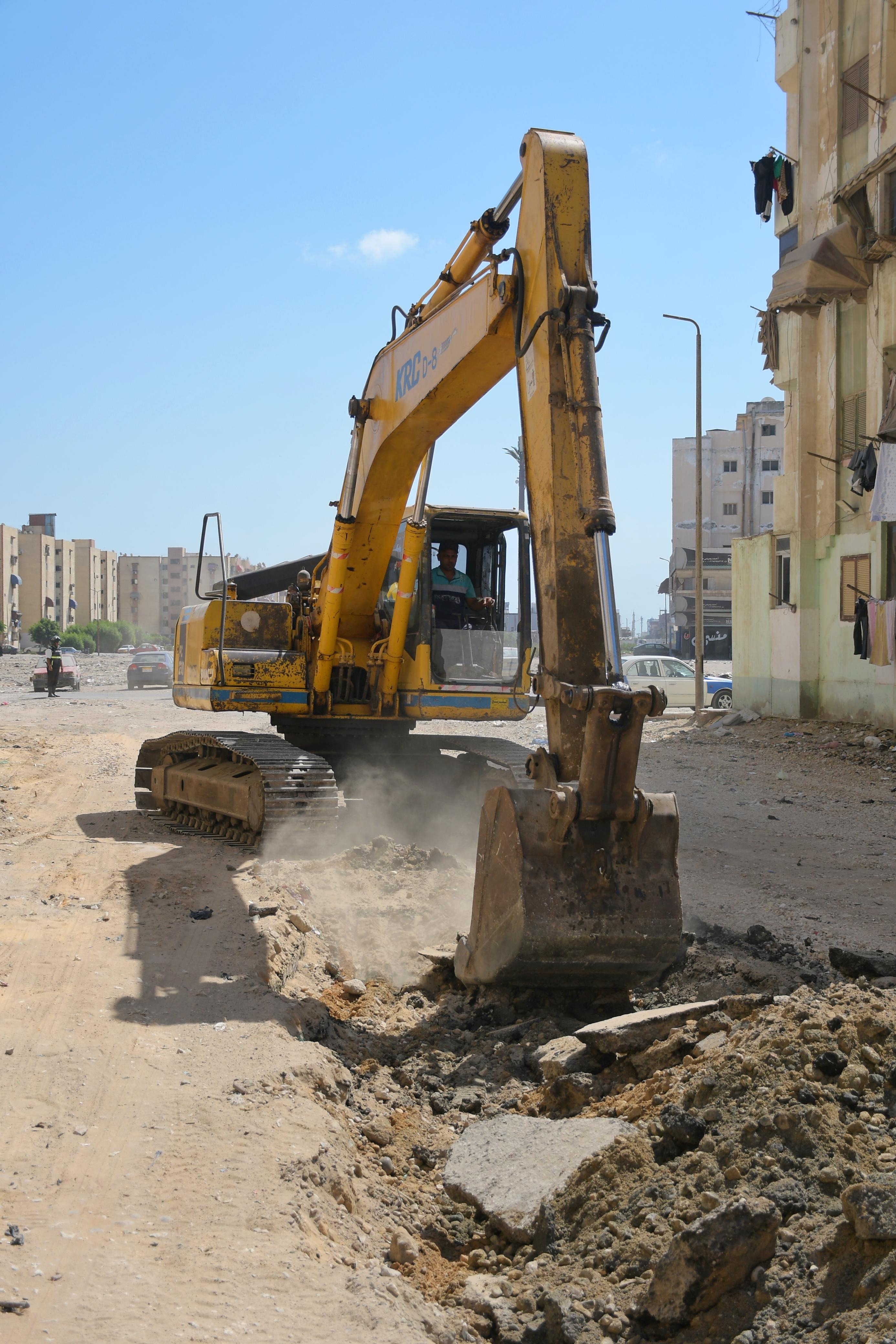 المعدات والالات في التطوير المعدات والالات في التطوير