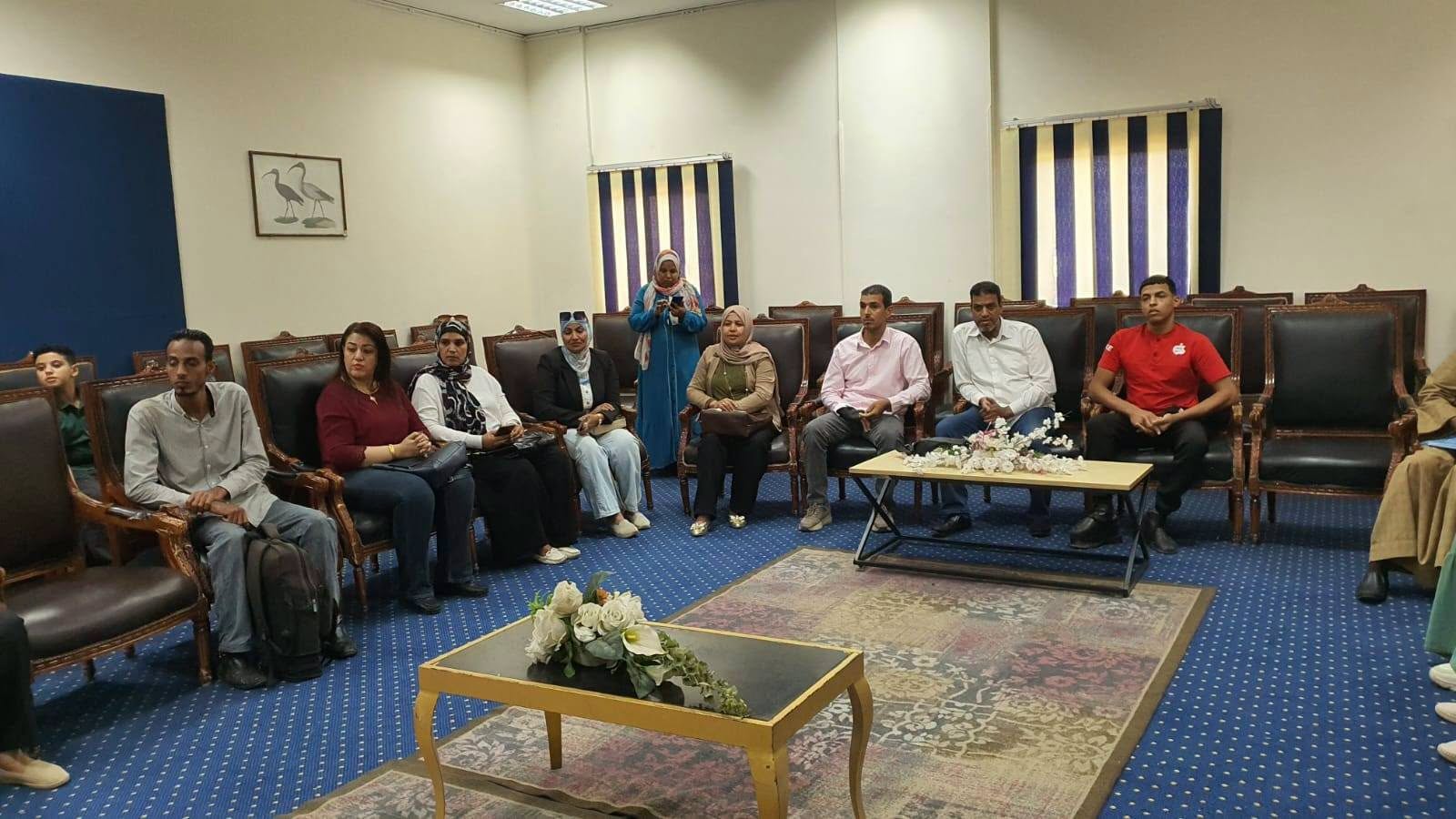 مناقشة أبرز المعوقات والاحتياجات الخاصة بذوي الهمم في الأقصر