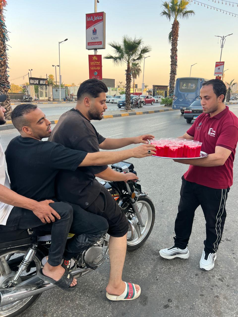 «شربات المولد» في شوارع الجيزة (5)