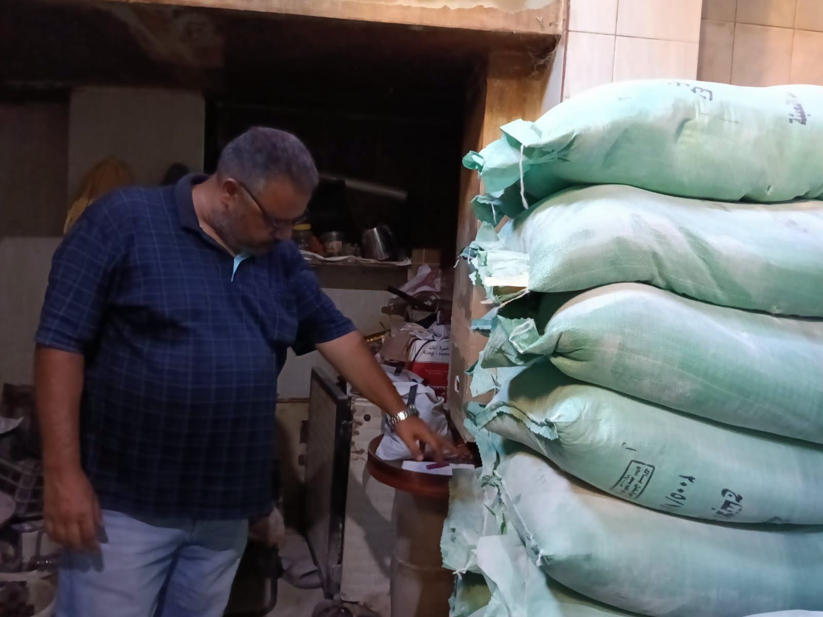 متابعة أرصدة الدقيق بالمخابز
