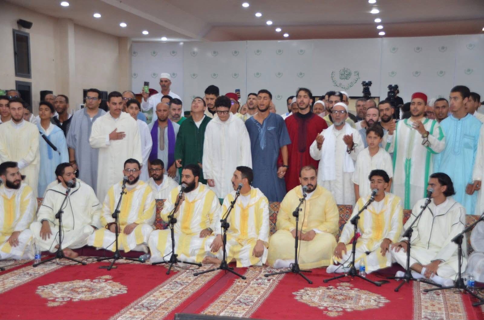 الطريقة البودشيشية تحتفل بالمولد النبوي بمداغ  (9)