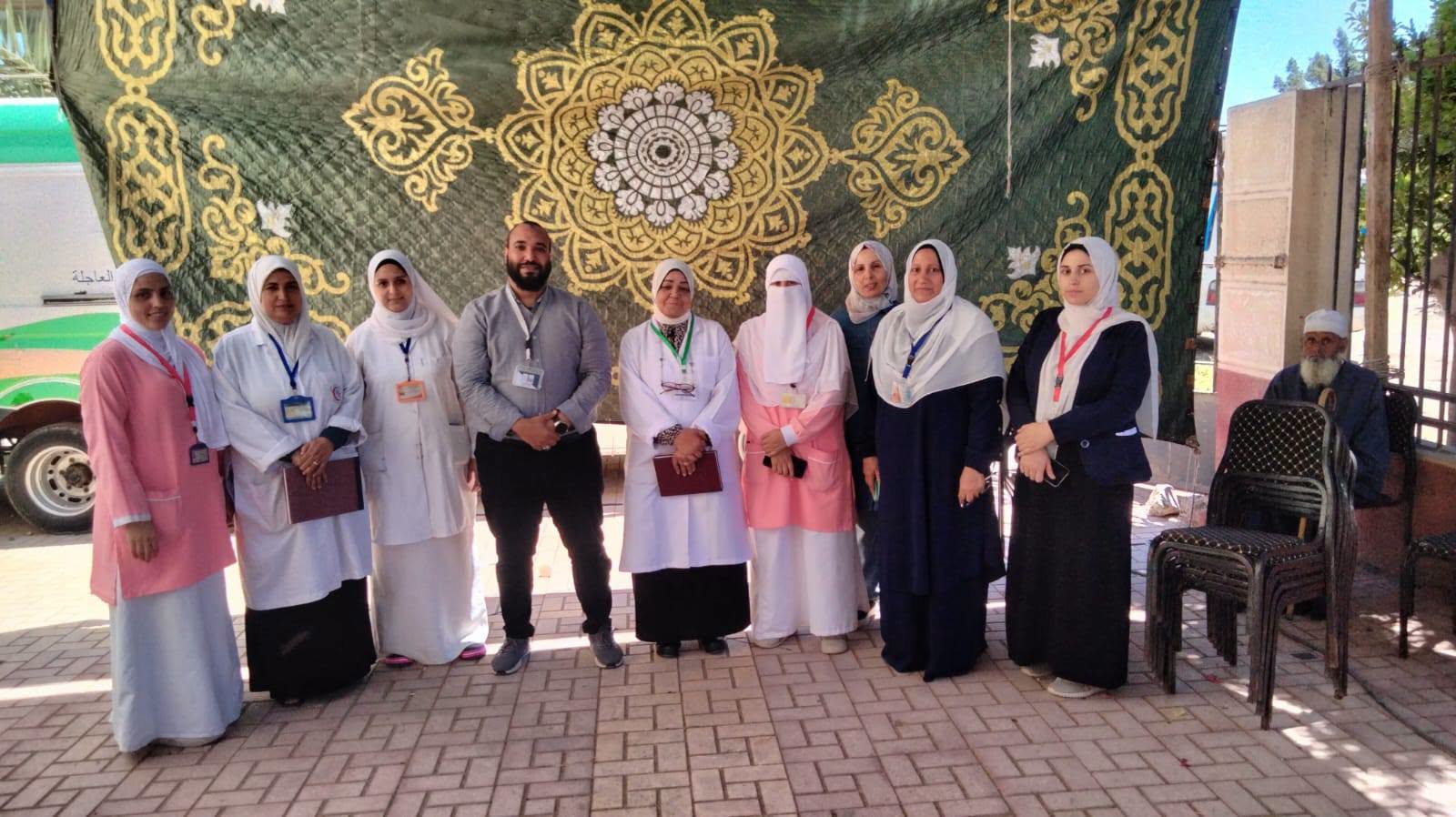 المشرفون والمشاركون في القافلة