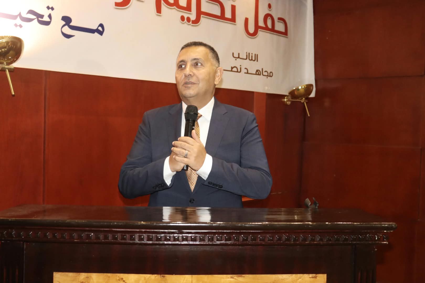 الدكتور حسام عبد الفتاح محافظ القليوبية الدكتور حسام عبد الفتاح محافظ القليوبية
