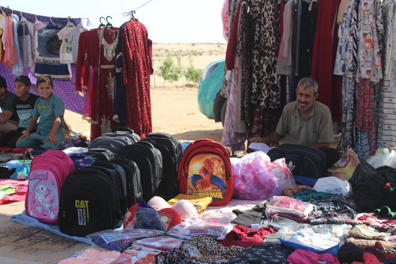 شنط المدارس في سوق الاربعاء