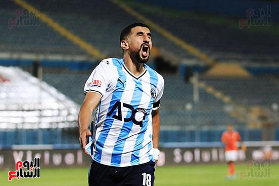 انفعال لاعب بيراميدز اثناء المباراة انفعال لاعب بيراميدز اثناء المباراة