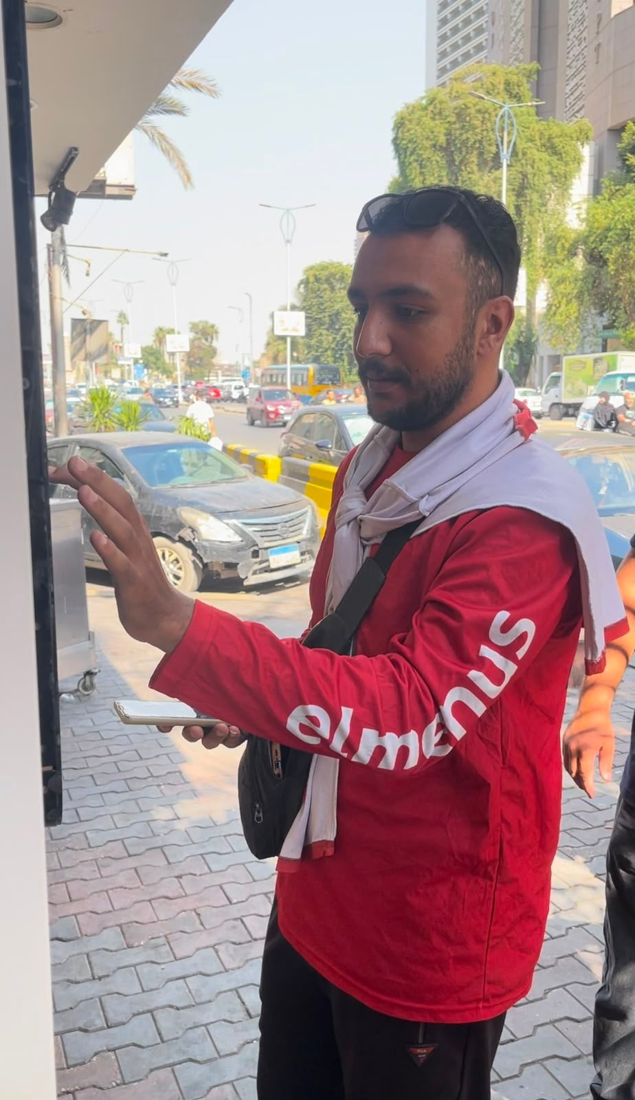 جانب من استخدام زجاجات البلاستيك