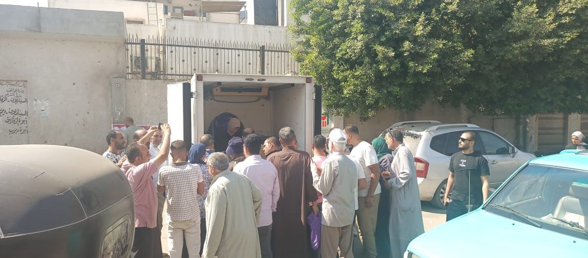 اقبال الأهالي على مبادرة حياة كريمة بالدقهلية اقبال الأهالي على مبادرة حياة كريمة بالدقهلية