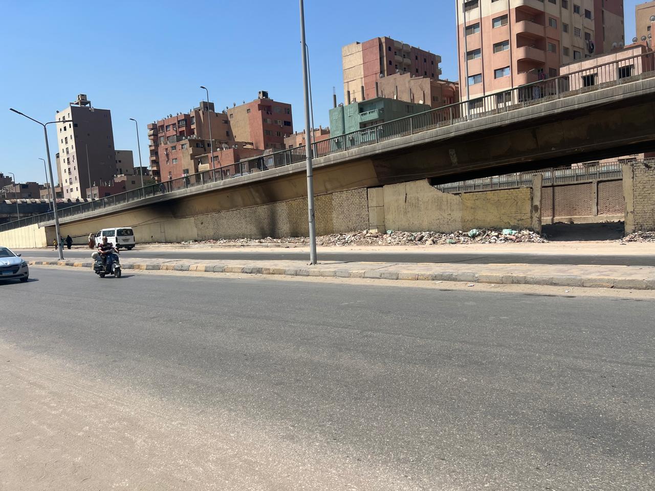 رفع 2000 طن من مخلفات الرتش أسفل كوبرى المنيب بالجيزة (3)