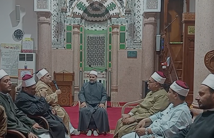 جانب من جلسة للصلاة على النبي  صلى الله عليه وسلم