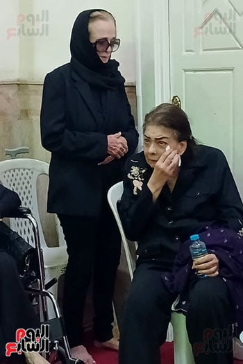 نجلاء فتحي في الجنازة