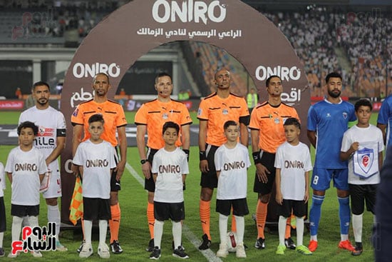 طاقم التحكيم