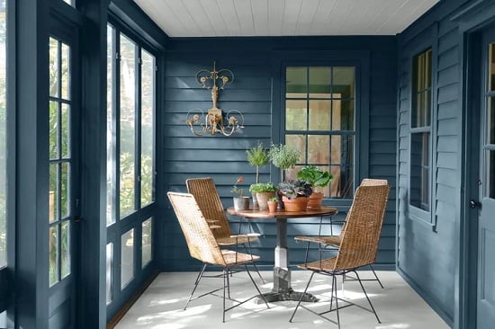 اللون الأزرق