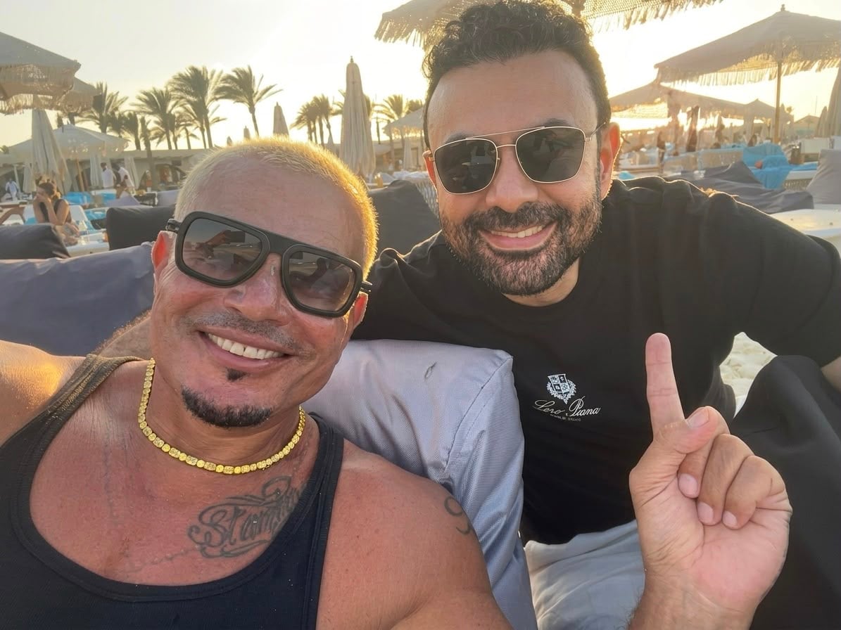 محمد كريم والهضبة عمرو دياب
