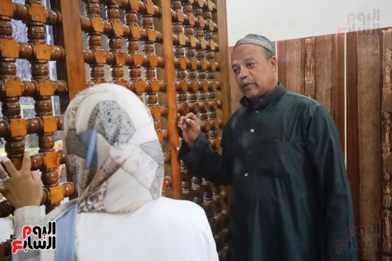 نظرة-أمل-من-والد-فاطمة