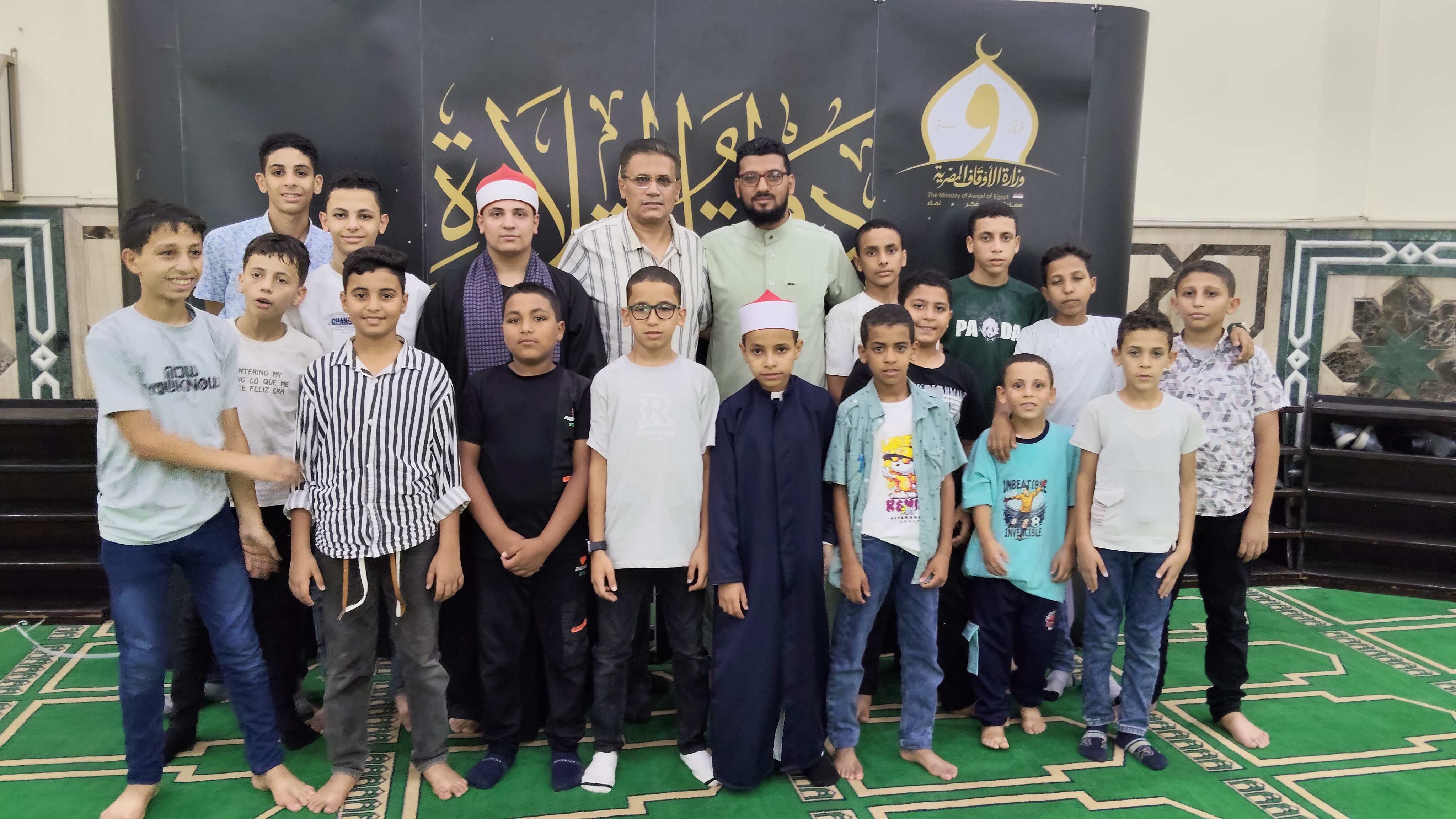 الشيخ عتابى خلال  تصفيات دولة التلاوة
