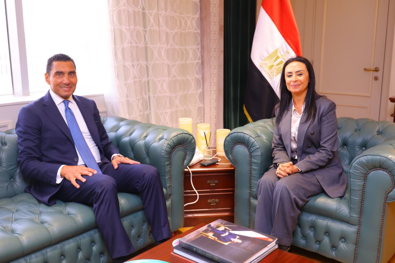 مايا مرسي وجوهر نبيل مايا مرسي وجوهر نبيل