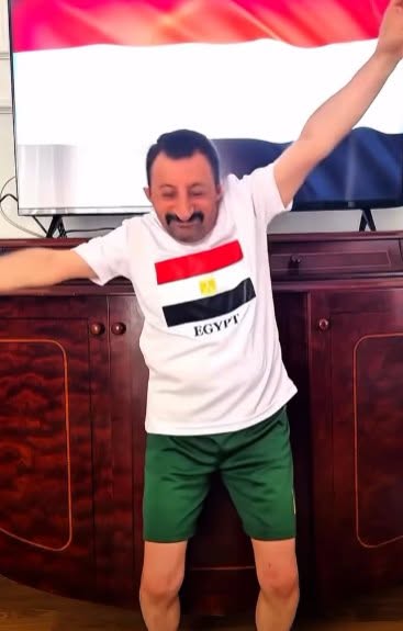 كوكسال بابا يحتفل بانضمام صلاح إلى طرابزون