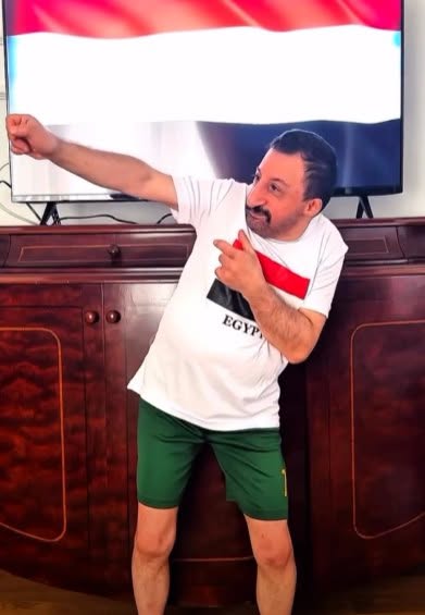 كوكسال بابا يحتفل بمحمد صلاح