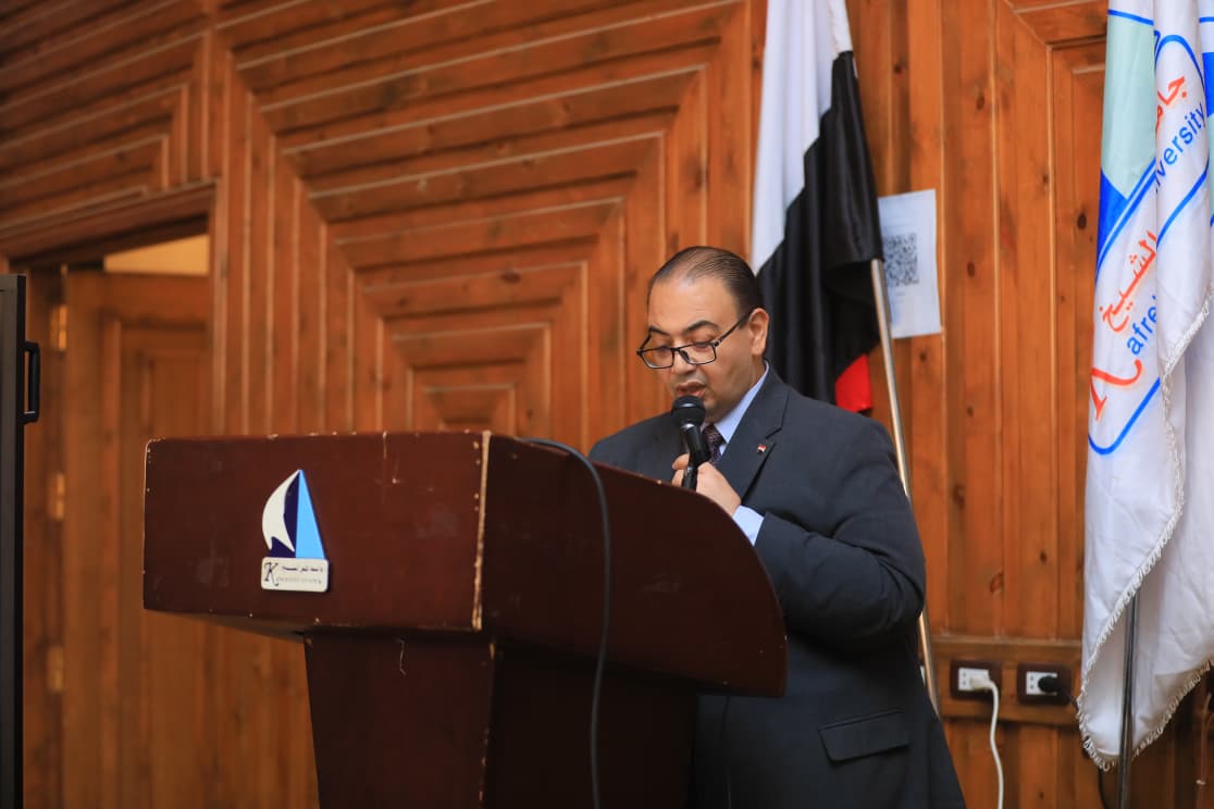 رئيس جامعة كفر الشيخ يشهد المؤتمر العلمي بكلية الطب