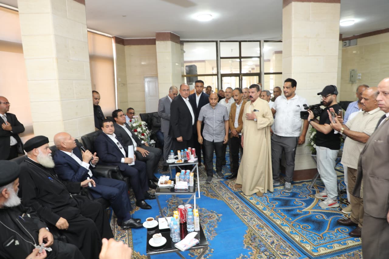 محافظ القاهرة يتفقد دير الأنبا سمعان (1)