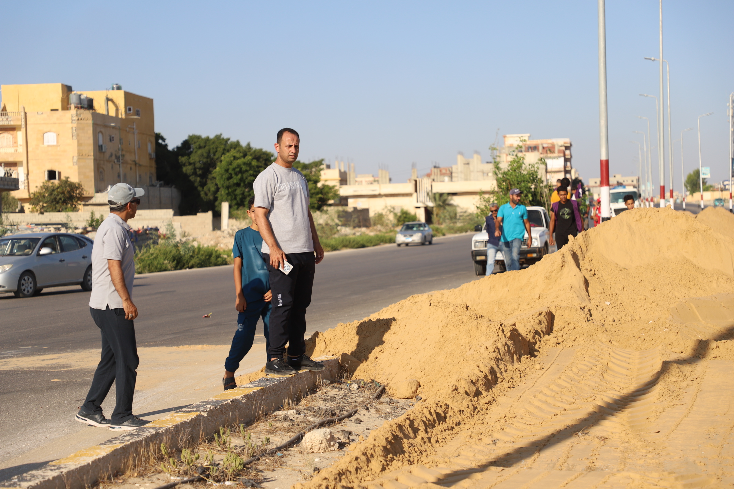 اثناء تأهيل الطرق قبل زراعة الشجر 