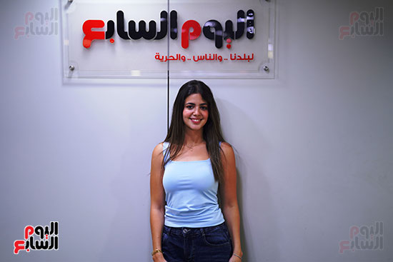 الفنانة لجين