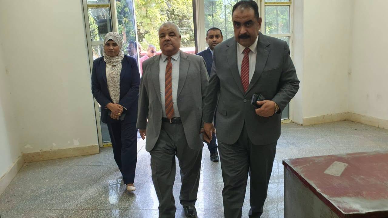 جانب من استقبال وكيل تعليم الأقصر الجديد لبدء عمله