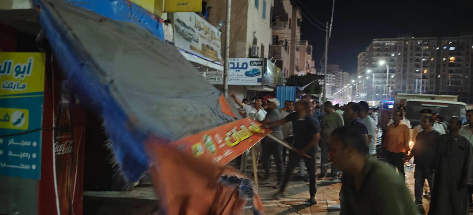 حملة  لرفع الاشغالات ليلا