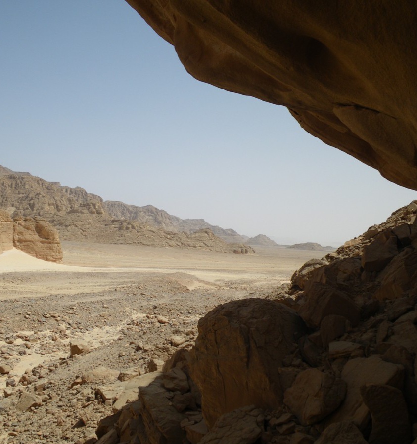 محيط كهف الوحوش بالجلف الكبير محيط كهف الوحوش بالجلف الكبير