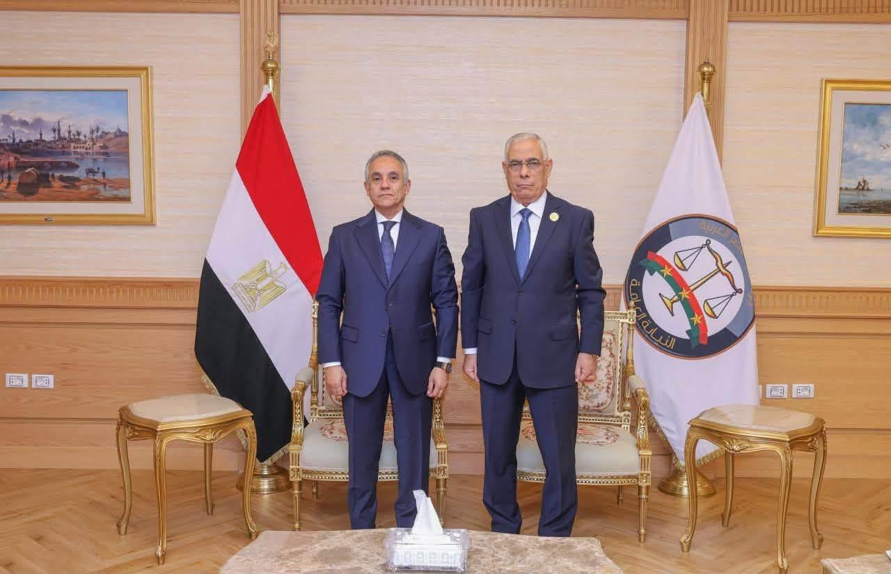 وزير العدل والنائب العام