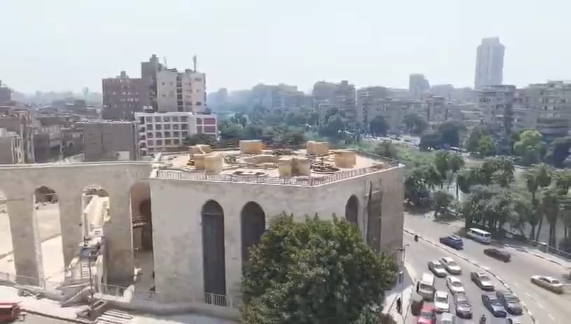 المرحلة الثانية لتطوير سور مجرى العيون (5)